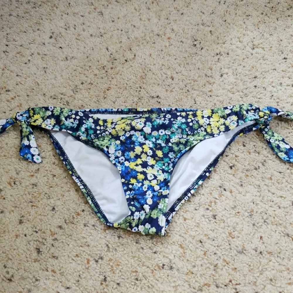 NWT Swimsuit Bikini Bottom
